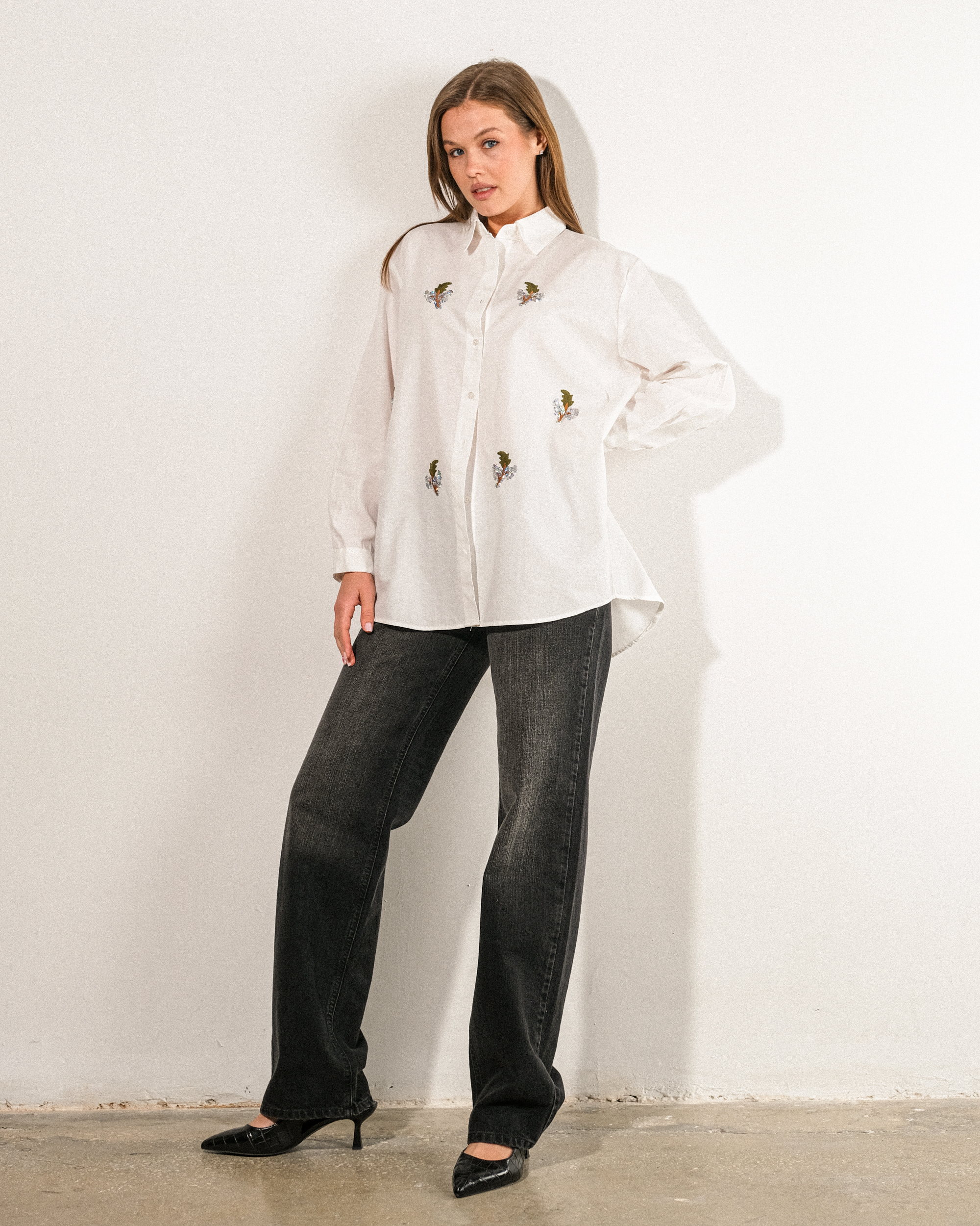 Nakışlı%20Pamuk%20Kumaş%20Oversize%20Kadın%20Gömlek