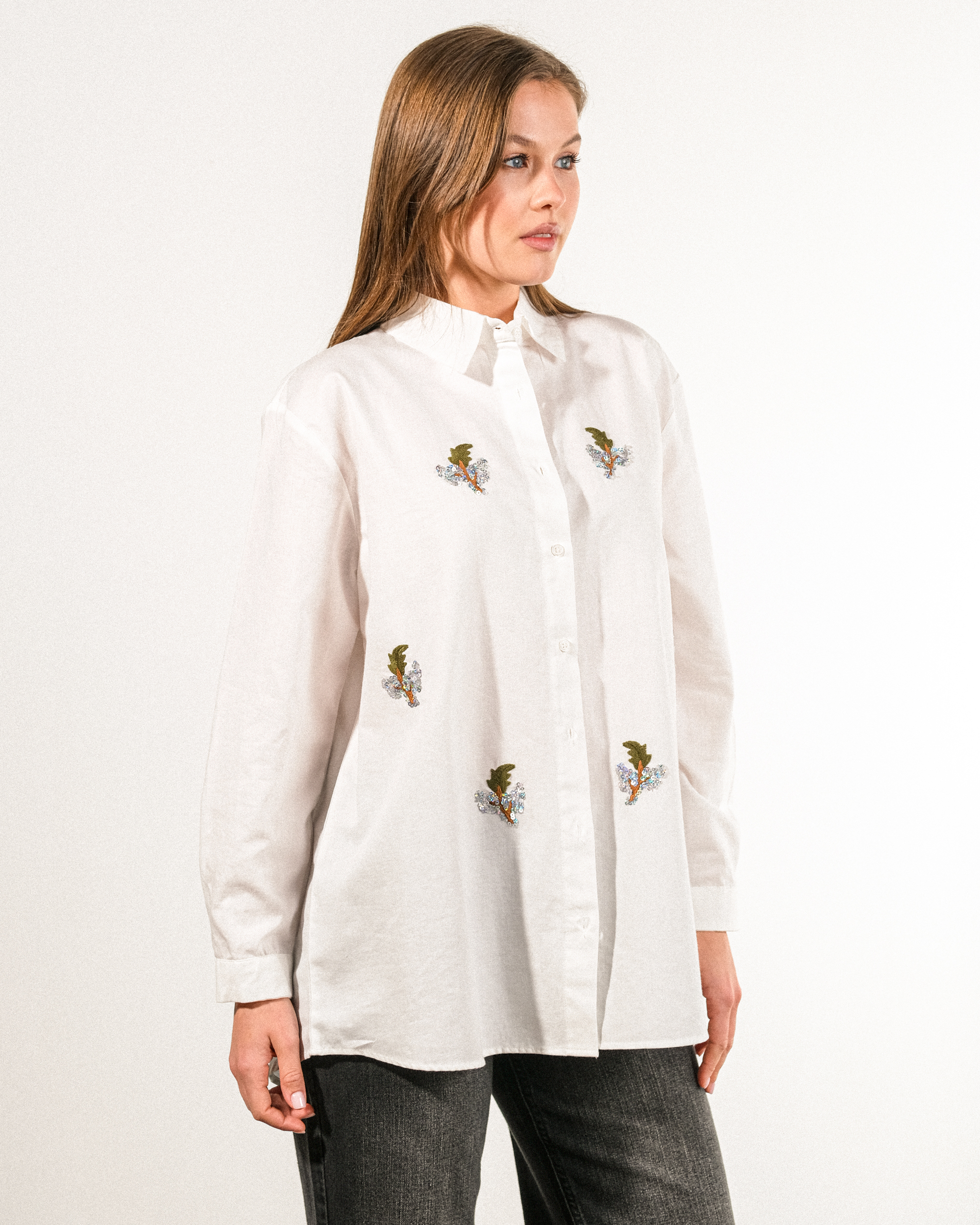 Nakışlı%20Pamuk%20Kumaş%20Oversize%20Kadın%20Gömlek