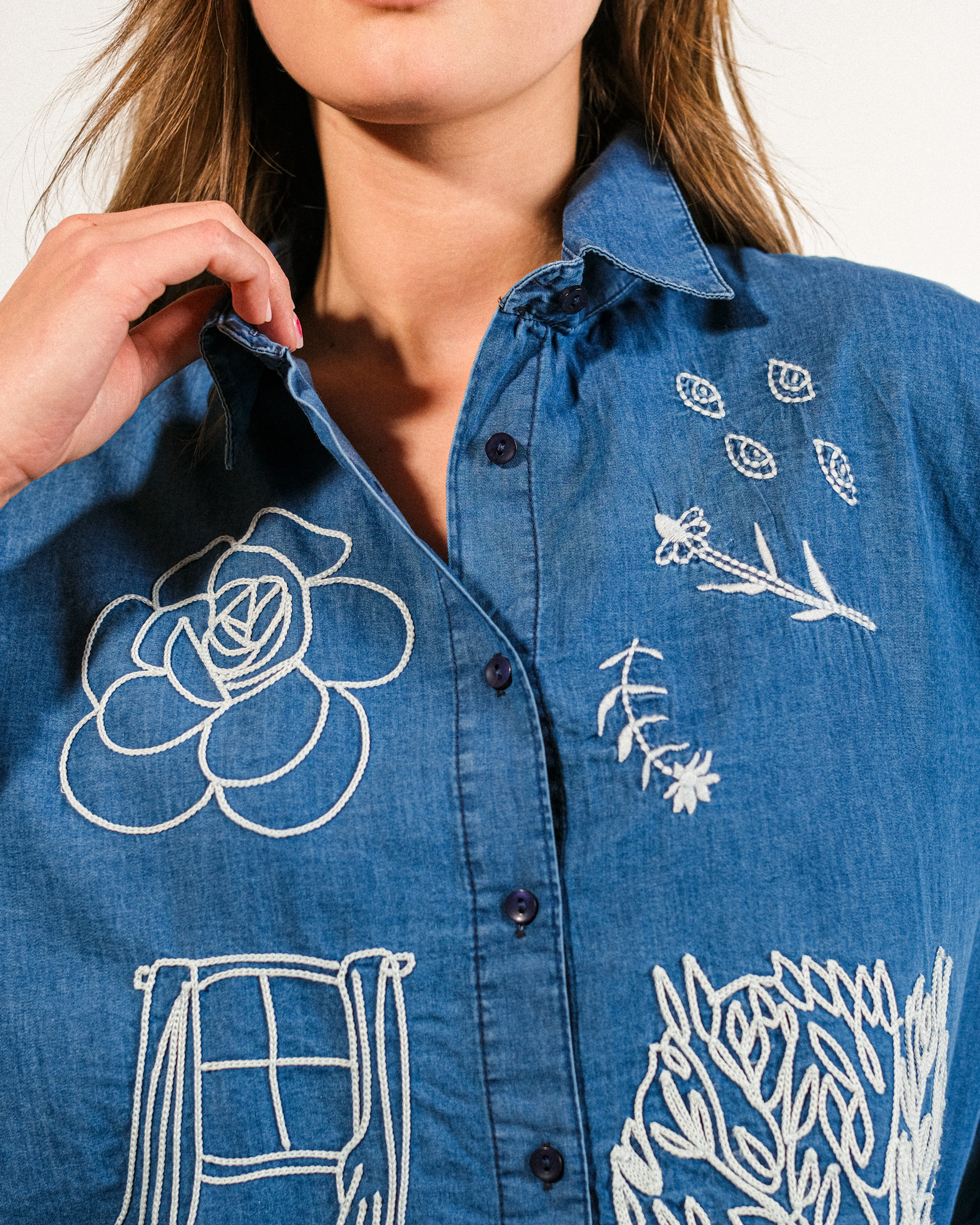 Nakışlı%20Kot%20Kumaş%20Oversize%20Kadın%20Gömlek