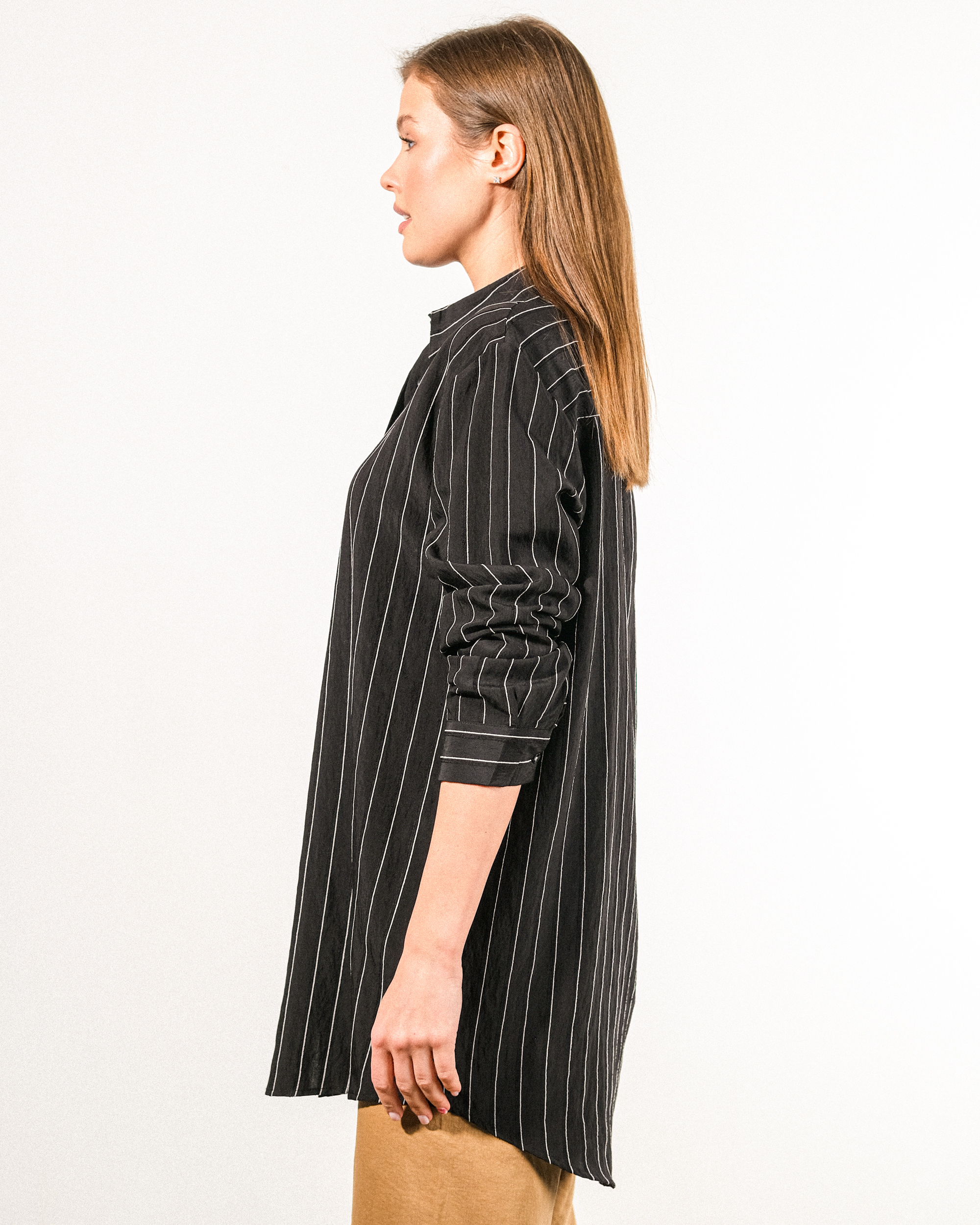 Kendinden%20Çizgi%20Desenli%20Oversize%20Kadın%20Gömlek